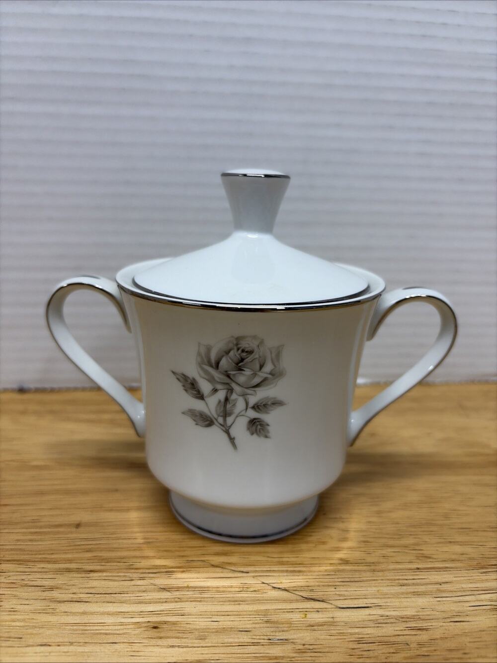 Vintage Allure International Fine China 6036 Sugar Bowl w/lid-No Chips Or Cracks